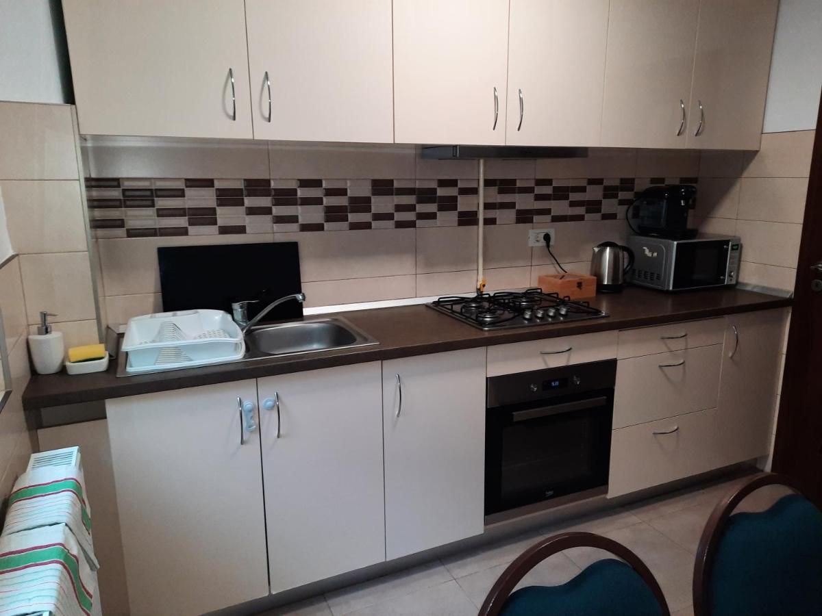 Cozy Three Rooms Apartment Kaloşvar Dış mekan fotoğraf